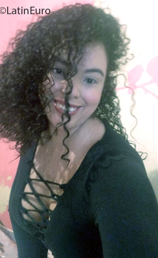 Date this nice looking Venezuela girl Rosy from Maracaibo VE3099