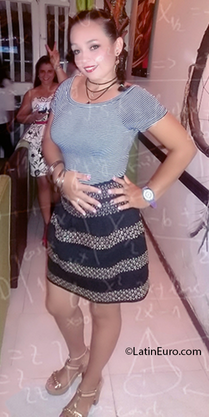 Date this lovely Colombia girl Melissa from San Jose del Guaviare CO27097