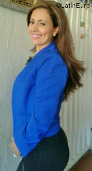 Date this beautiful Colombia girl Alice from Bucaramanga CO27101