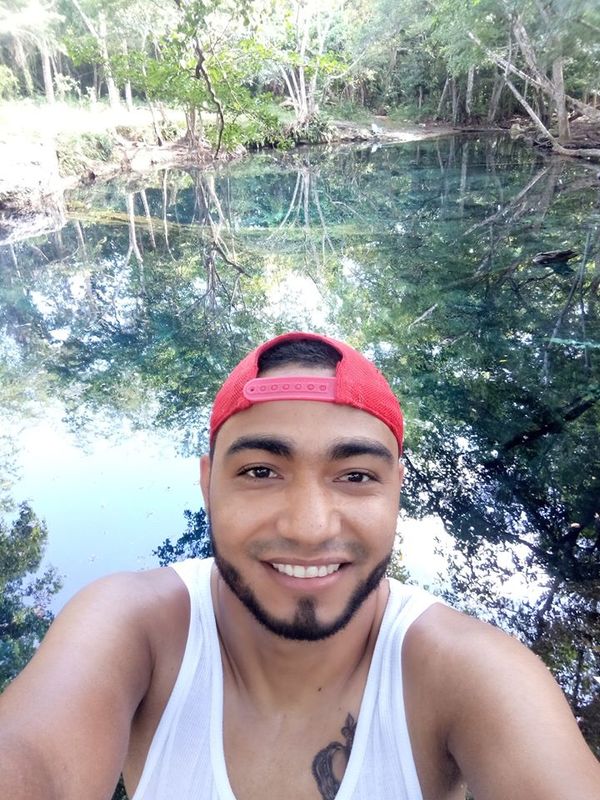 Date this charming Dominican Republic man Frammy from Higuey DO37861