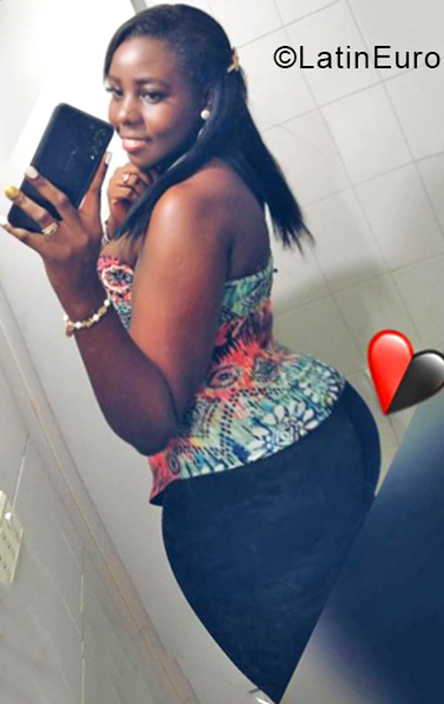 Date this passionate Colombia girl Pam from Cali CO27126