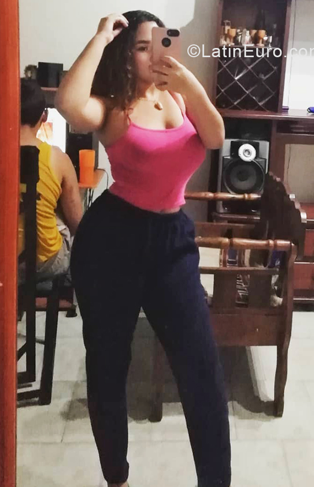 Date this tall Venezuela girl Michelle from Acarigua VE3115