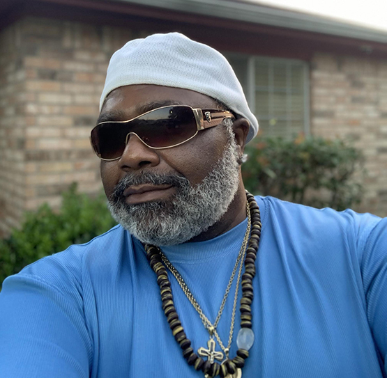 Date this sultry United States man Carlos from Houston US20734