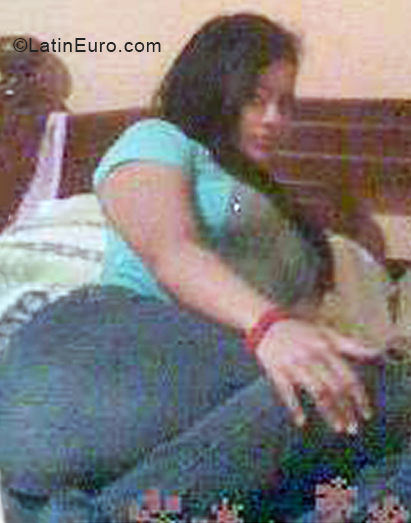 Date this tall Venezuela girl Yutismar from Maturin VE3137