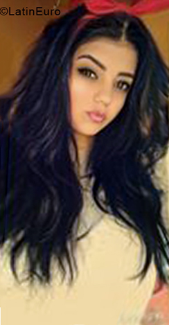 Date this happy Colombia girl Kimera from Ocana CO27190