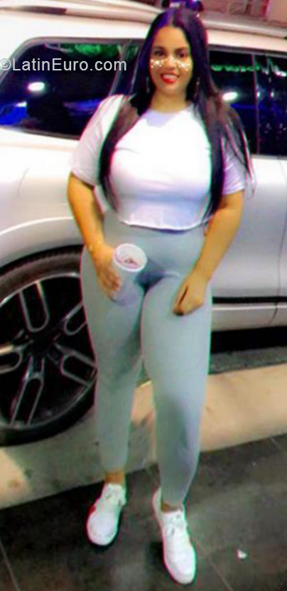 Date this young Dominican Republic girl Michelle espina from Santiago DO37966