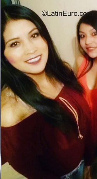 Date this stunning Ecuador girl Claudia from Guaranda EC524