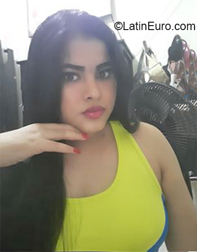 Date this tall Colombia girl Stefania from Cartagena CO27268