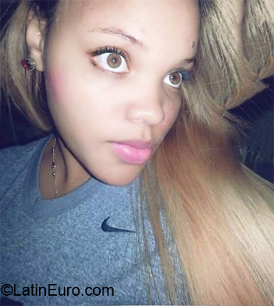 Date this lovely Dominican Republic girl Jessica from Santo Domingo DO38055