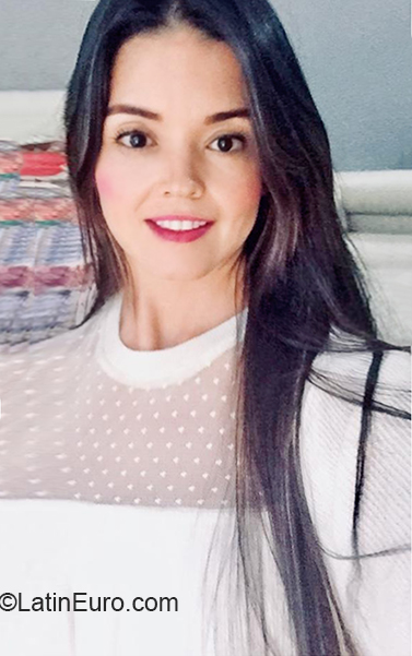 Date this georgeous Colombia girl Erica from Medellin CO27298