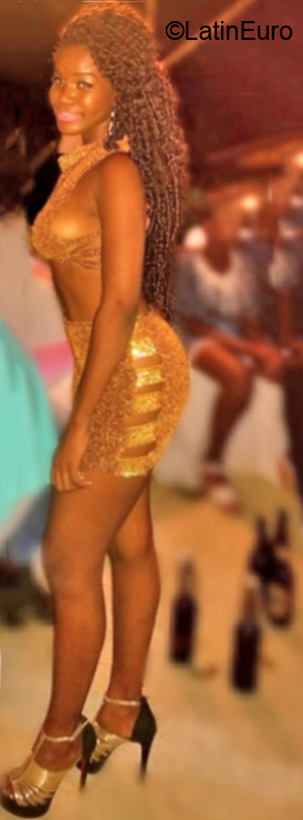 Date this delightful Ecuador girl Lulibeth from Guayaquil EC909