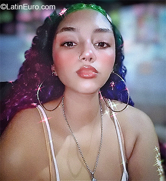 Date this funny Colombia girl Rosa from Tumaco CO27571