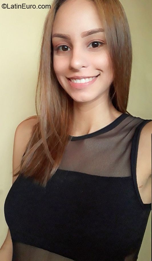 Date this charming Venezuela girl Remar from Barinas VE3247