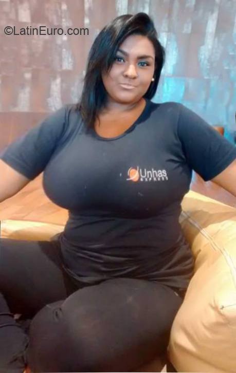 Date this foxy Brazil girl Louisy from Rio de Janeiro BR11174