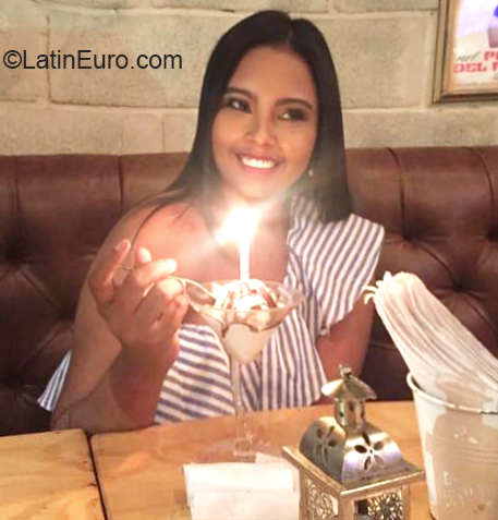 Date this cute Colombia girl Jeniffer from Barranquilla CO27607