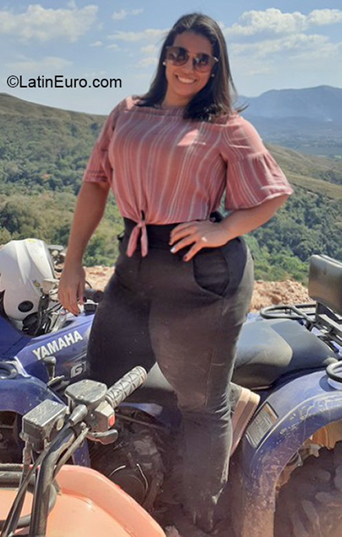 Date this stunning Venezuela girl Sofi from Valencia VE3344