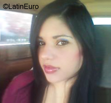 Date this beautiful Venezuela girl Cinthya from Caracas VE3273