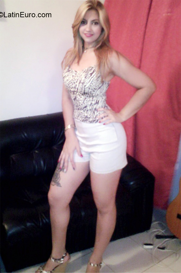 Date this tall Venezuela girl Veronica from Trujillo VE3274