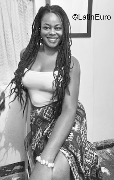 Date this pretty Colombia girl Rosa from Medellin CO27749