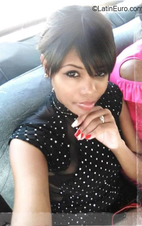 Date this nice looking Cuba girl Tami from Havana CU697