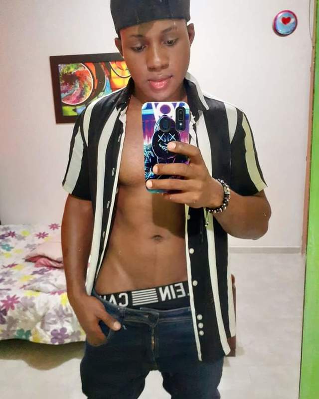 Date this hot Colombia man Andy palacios from Medellin CO27912