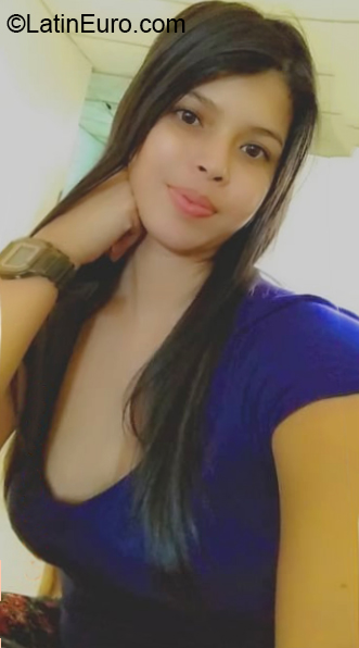 Date this cute Venezuela girl Hericia from Maracaibo VE3349
