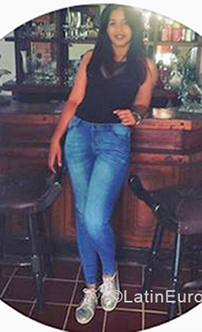 Date this delightful Dominican Republic girl Cleudys Franesca from La Vega DO38540