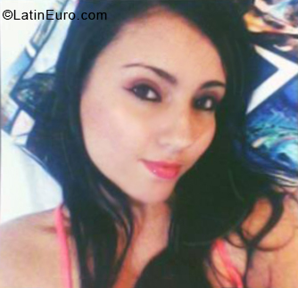 Date this stunning Colombia girl Rosi from Pereira CO28309