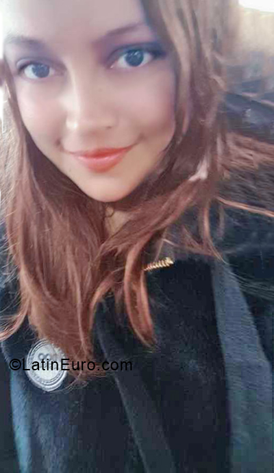 Date this attractive Peru girl Sofia from Lima PE1651