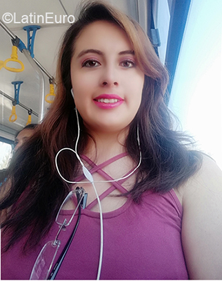 Date this passionate Ecuador girl Yadira from Quito EC614