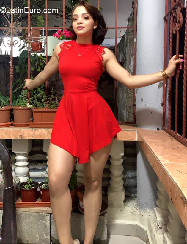 Date this lovely Dominican Republic girl Anael samantha from santiago DO38925