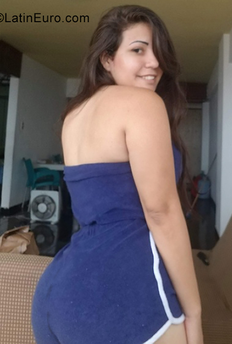Date this lovely Venezuela girl Anabelys from Caracas VE4031
