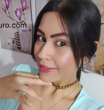 Date this voluptuous Colombia girl Andreina from Medellin CO29180