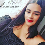 stunning Colombia girl Laura from Medellin CO29458