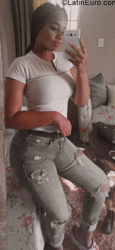 Date this lovely Dominican Republic girl Francisca from Santo Domingo DO39410