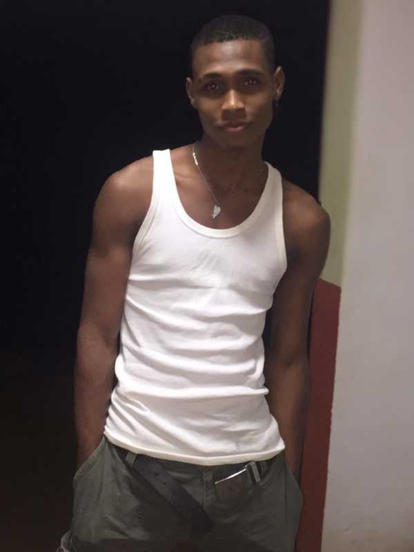 Date this tall Dominican Republic man Juan manuel from Santo Domingo DO39549
