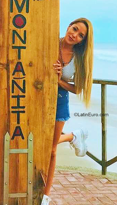 Date this exotic Argentina girl Marinne from Buenos Aires AR716