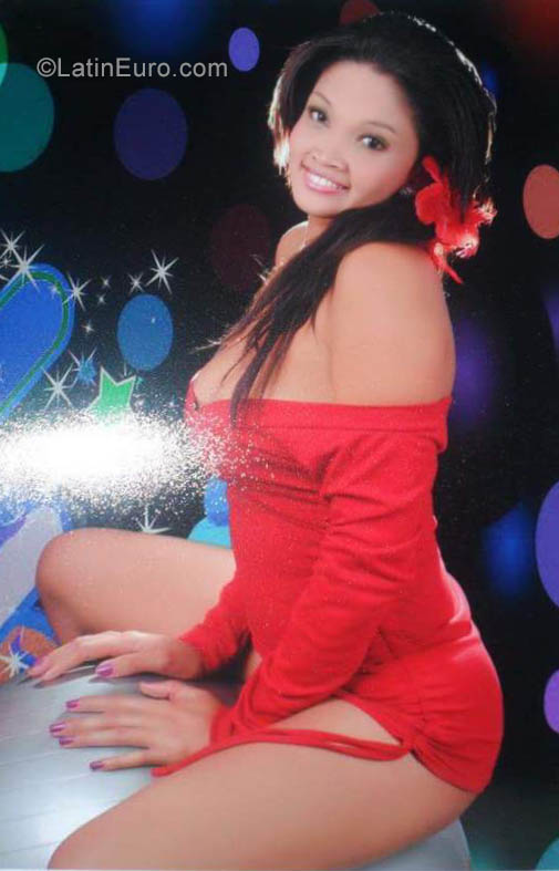 Date this georgeous Colombia girl Marcy from Cartagena CO29905