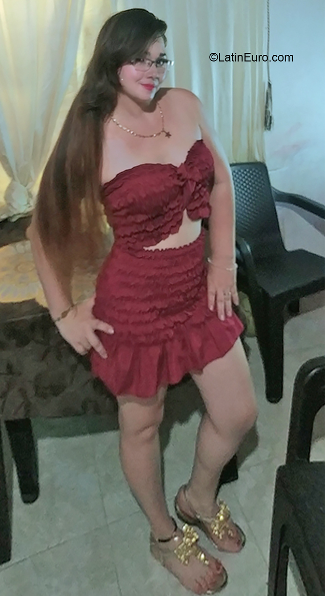 Date this pretty Colombia girl Luz from Valledupar CO30023