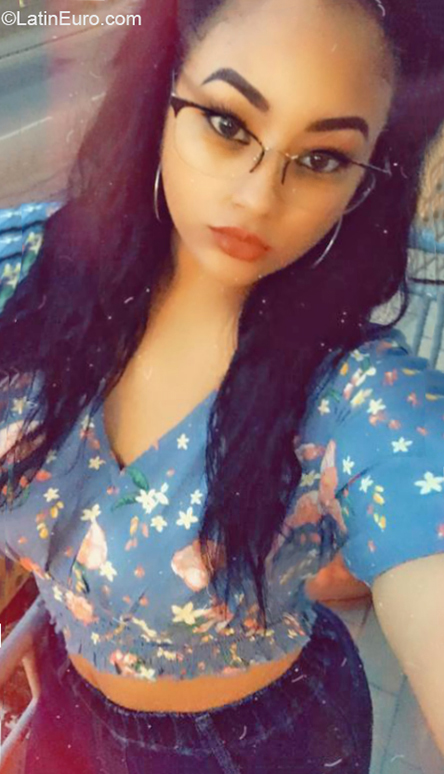 Date this young Italy girl Andy from Reggio Emilia IT346
