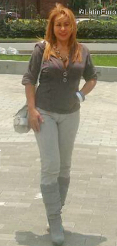 Date this sensual Colombia girl Emma from Medellin CO30203