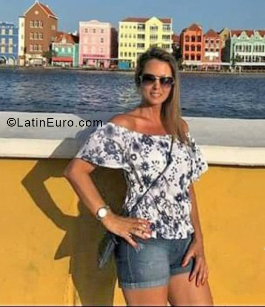 Date this fun Colombia girl Patricia from Cali CO30210