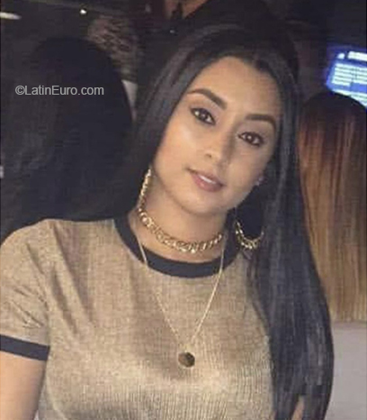 Date this delightful Dominican Republic girl Karla from Santiago DO39834