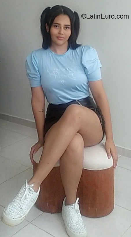 Date this charming Colombia girl Manuela from Pereira CO30285