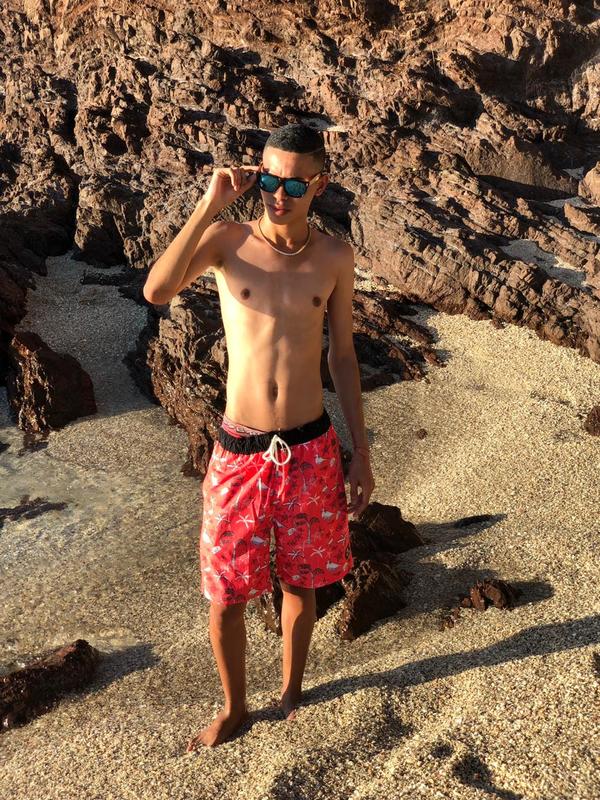 Date this georgeous Costa Rica man Eduardo from Lim&oacute;n CR462