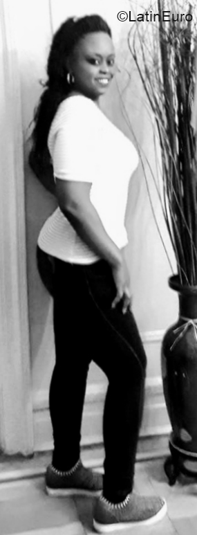 Date this athletic Dominican Republic girl Ana from San Pedro De Macoris DO39903