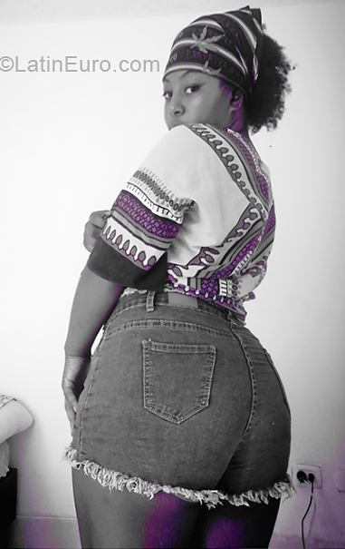 Date this beautiful Colombia girl Zaudia from Girar d ot CO30417