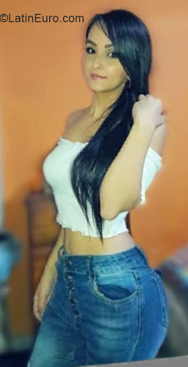 Date this funny Colombia girl Mar from cali CO30440