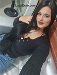 attractive Colombia girl Sharoon from Cali CO30447