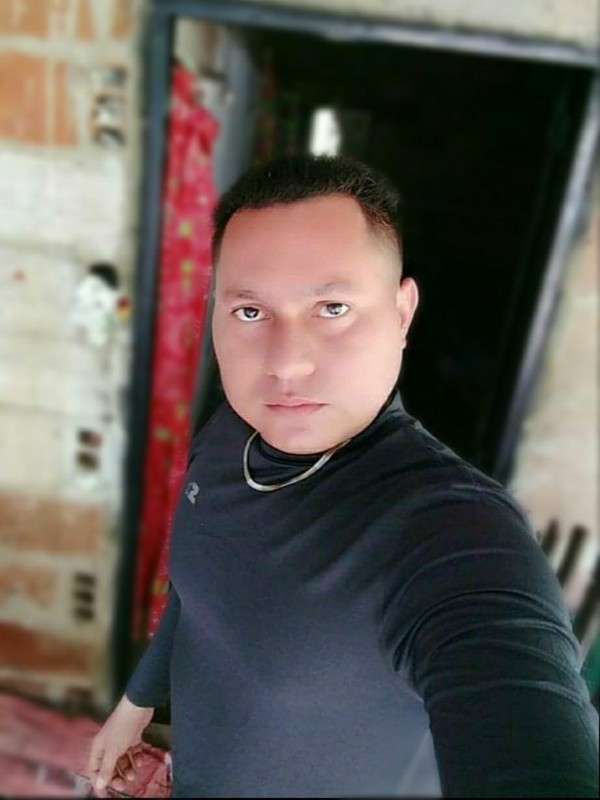 Date this lovely Colombia man Hernan rafael from Bogota CO30501